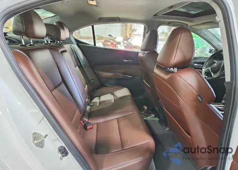 2015 Acura Tlx z USA, uszkodzony, nr VIN 19UUB1F32FA008348